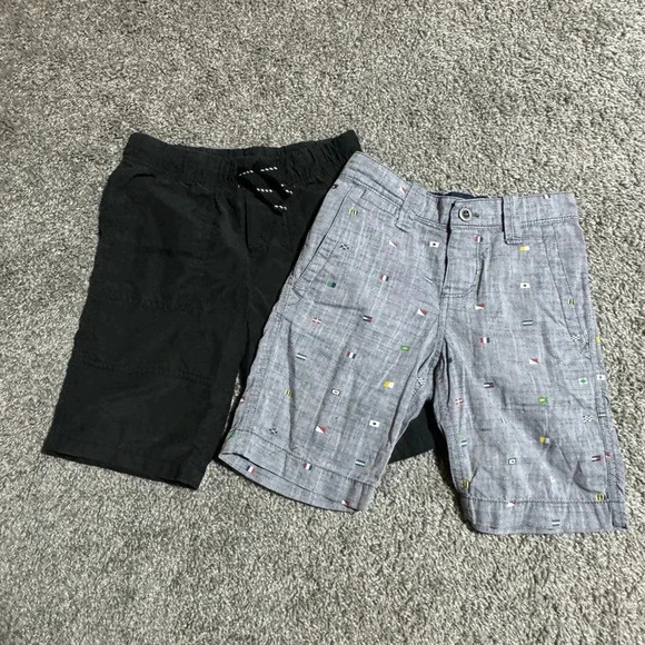 Boys Size 7 Lot 1 White Penguin Shirt, Tommy Hilfiger & Jumping Bean Shorts 7x - Picture 5 of 8